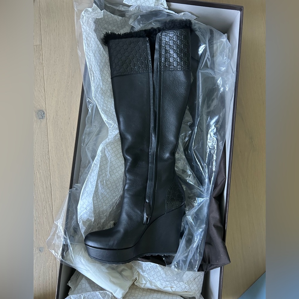 GUCCI DYED LAMB BOOTIES